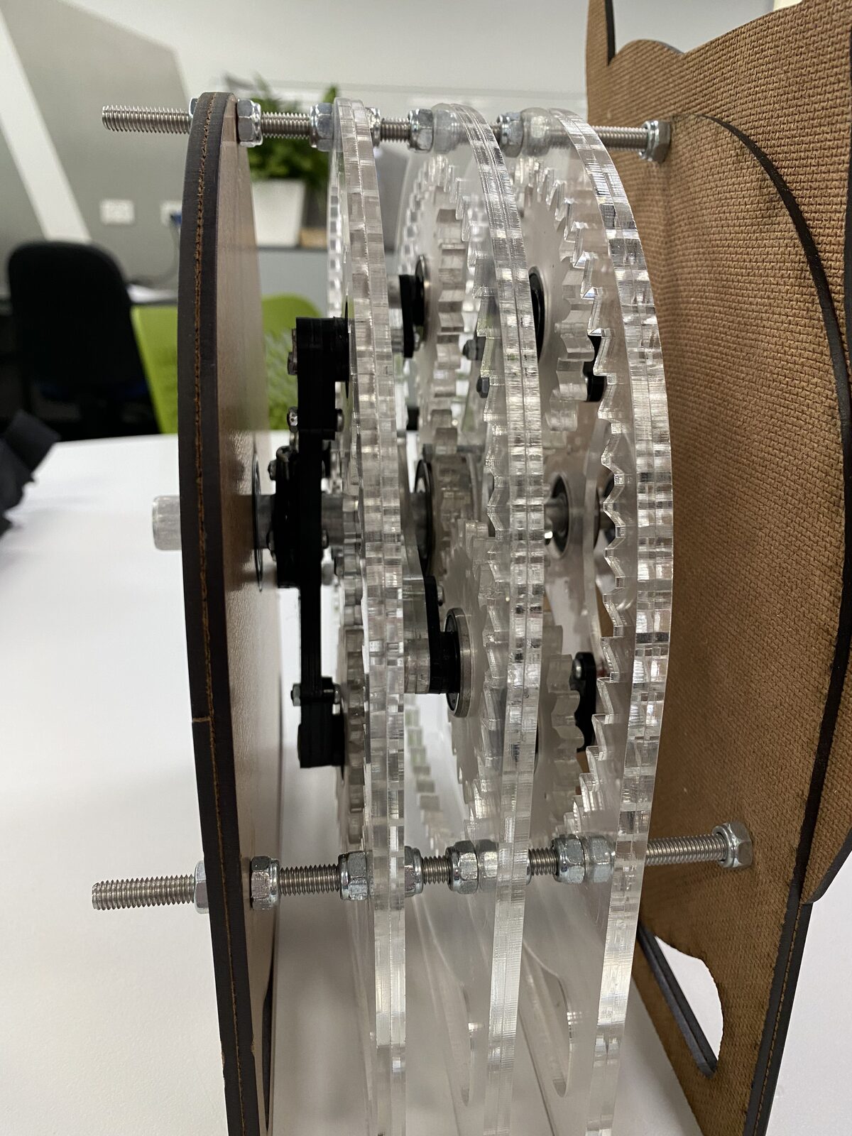 Internal gear meshing view